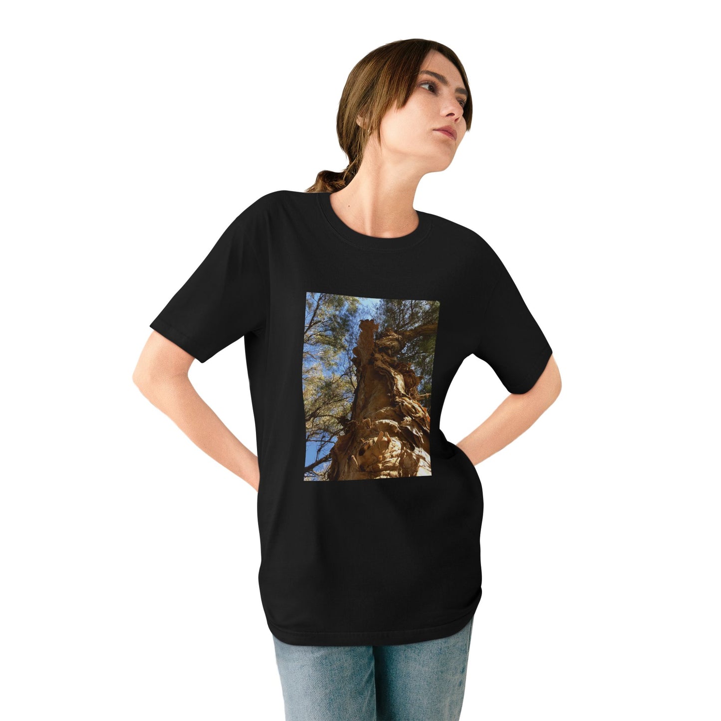 307 Fantasy T-Shirt with The Tree Wizard Design